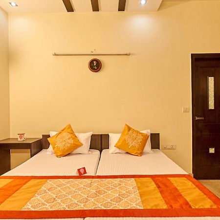 Hotel Oyo 3594 Kamla Nagar à New Delhi Extérieur photo
