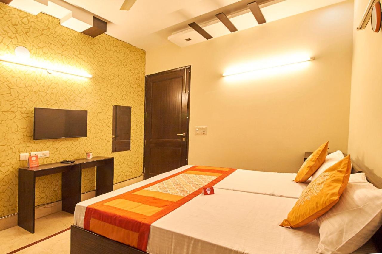 Hotel Oyo 3594 Kamla Nagar à New Delhi Extérieur photo